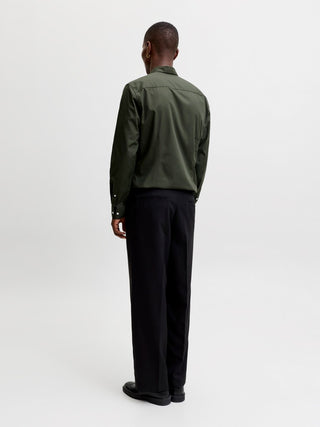 Ανδρικό πουκάμισο JJJOE SHIRT LS PLAIN JACK & JONES 12187222 FOREST NIGHT NOOS SS26