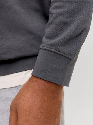 Ανδρικό φούτερ JJEARCHIVE GRAPHIC SWEAT CN plus size Jack & Jones 12294579 ASPHALT NOOS W26/27