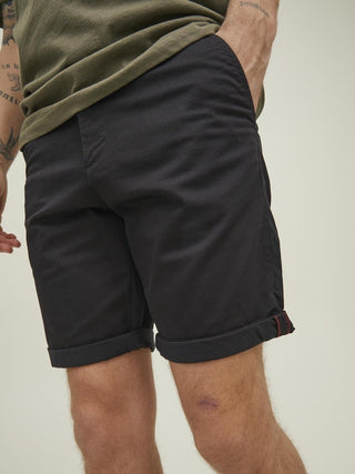 Ανδρική βερμούδα chino Regular Fit 78% Cotton, 20% Recycled Cotton, 2% Elastane JPSTBOWIE SHORTS SOLID MID SN JACK & JONES 12165604 Black S 24