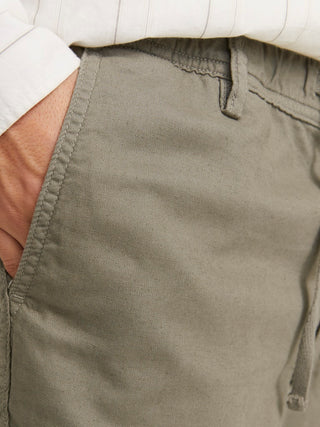 Ανδρική βερμούδα JPSTJAIDEN CAMPAIGN HYBRIDBONDISHORT SRT Jack & Jones 12274968 Dusty Olive SS25