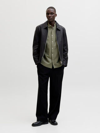 Ανδρικό πουκάμισο JJEBREEZE LINEN BLEND BAND SHIRT L/S SN JACK&JONES 12288601 DUSTY OLIVE SS26