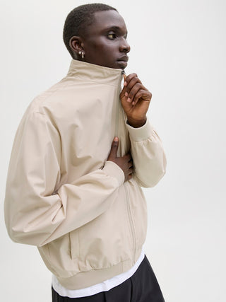 Ανδρικό μπουφάν JJECHARGE STAND COLLAR BOMBER Jack & Jones 12288895 Moonbeam NOOS SS26