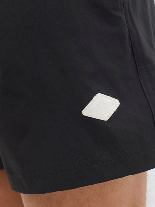 Ανδρικό μαγιό JPSTMAUI TROPIC SOLID SWIM SHORTS REG SN JACK&JONES 12291385 BLACK SS26