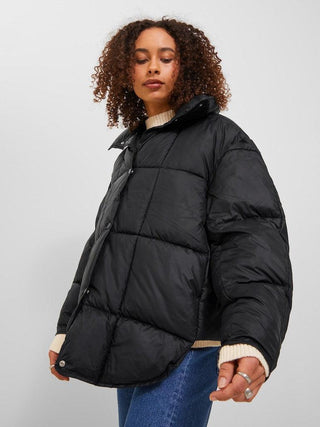 Γυναικείο μπουφάν puffer JXCORA QUILTED JACKET OTW JJXX JACK & JONES 12237579 Black W 23/24