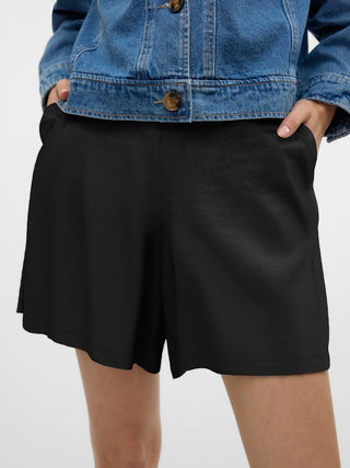 Γυναικείο σορτς VMMYMILO H/W SHORTS WVN GA Vero Moda 10321625 Black SS25