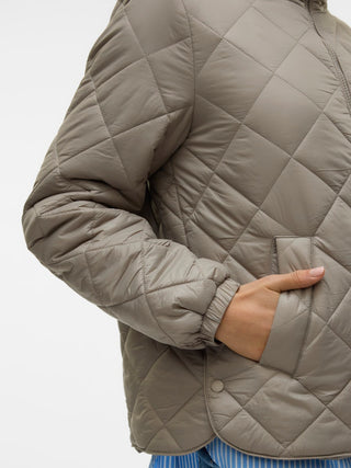 Γυναικείο μπουφάν VMSKYLAR SHORT JACKET GA VERO MODA 10311669 Moon Rock NOOS SS26