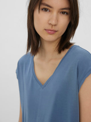 Γυναικεία μπλούζα κοντομάνικη VMFILLI SS V-NECK TEE Vero Moda 10247666 China Blue NOOS SS25
