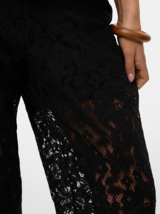 Γυναικεία παντελόνα VMHONEY LACE NW LOOSE PANTS WVN GA VERO MODA 10330061 BLACK SS26