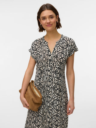 Γυναικείο φόρεμα VMMENNY SL PLEAT 7/8 DRESS WVN GA VERO MODA 10341545 BIRCH SS26