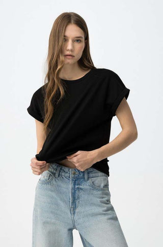 Γυναικεία μπλούζα κοντομάνικη BENJIE TIFFOSI 10065998 BLACK SS26