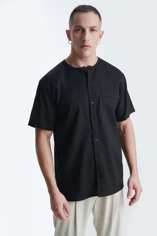Ανδρικό πουκάμισο κοντομάνικο λινό με φαρδιά τσέπη P/COC P-1643 ΜΑΥΡΟ S23