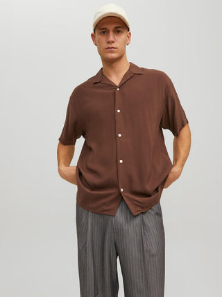 Ανδρικό πουκάμισο κοντομάνικο Relaxed Fit JACK & JONES 12228007 ΚΑΦΕ